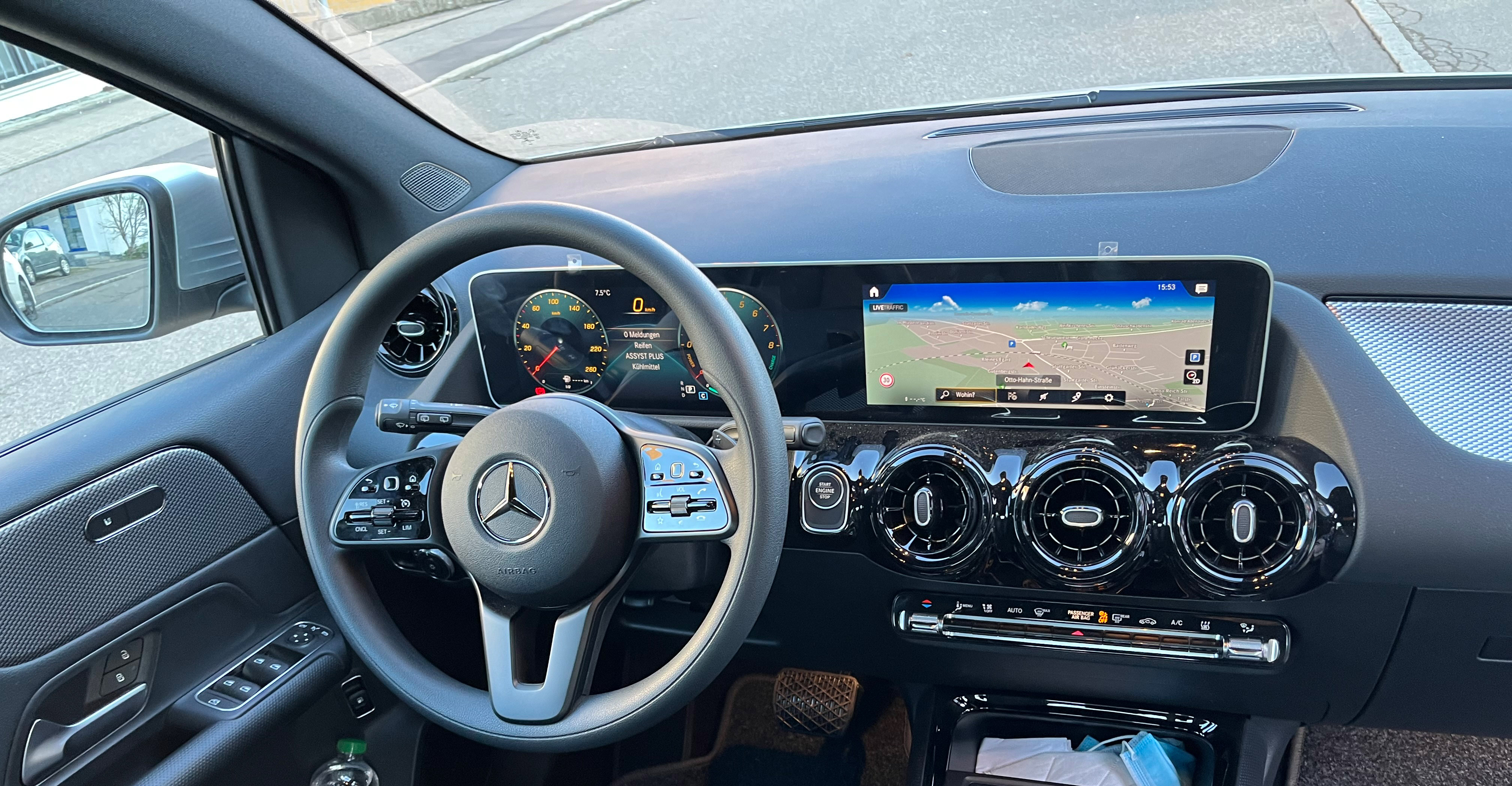 Mercedes Benz GLB X247 Nachrüstung Einbau original Widescreen